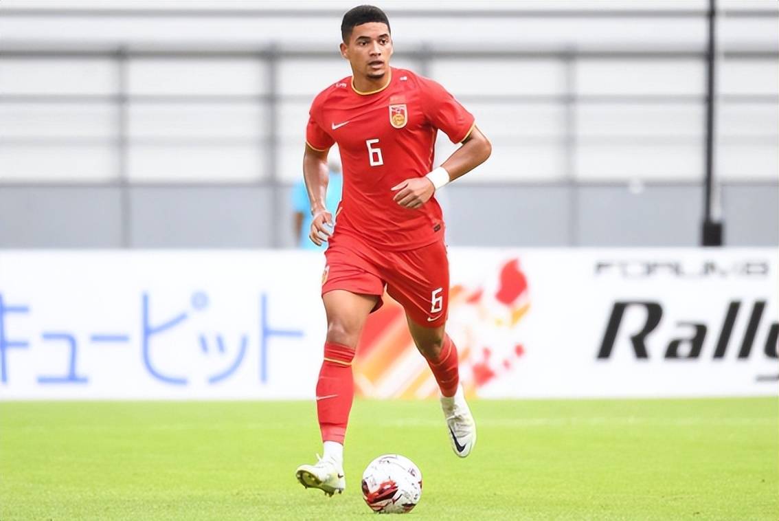 葡超转会期再迎强敌;四川男篮手感冰凉;主帅态度——形势明朗;心理建设被强调的简单介绍 葡超转会期再迎强敌;四川男篮手感冰凉;主帅态度——形势明朗;心理建设被强调的简单介绍